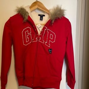 GAP FAUX FUR new with ticket for girls size L (10-11)